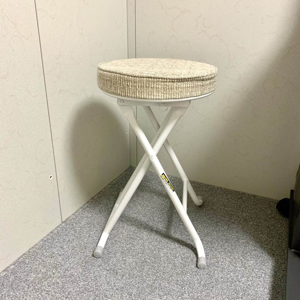 折りたたみ椅子